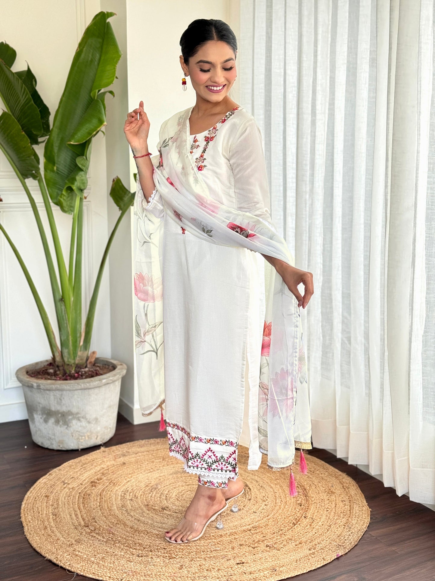 Women White Designer Embroidered Straight Kurta Set