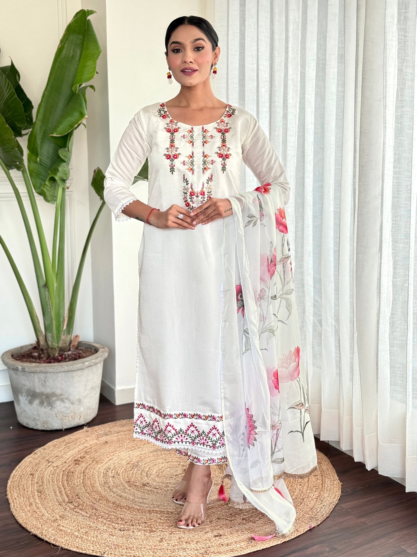 Women White Designer Embroidered Straight Kurta Set