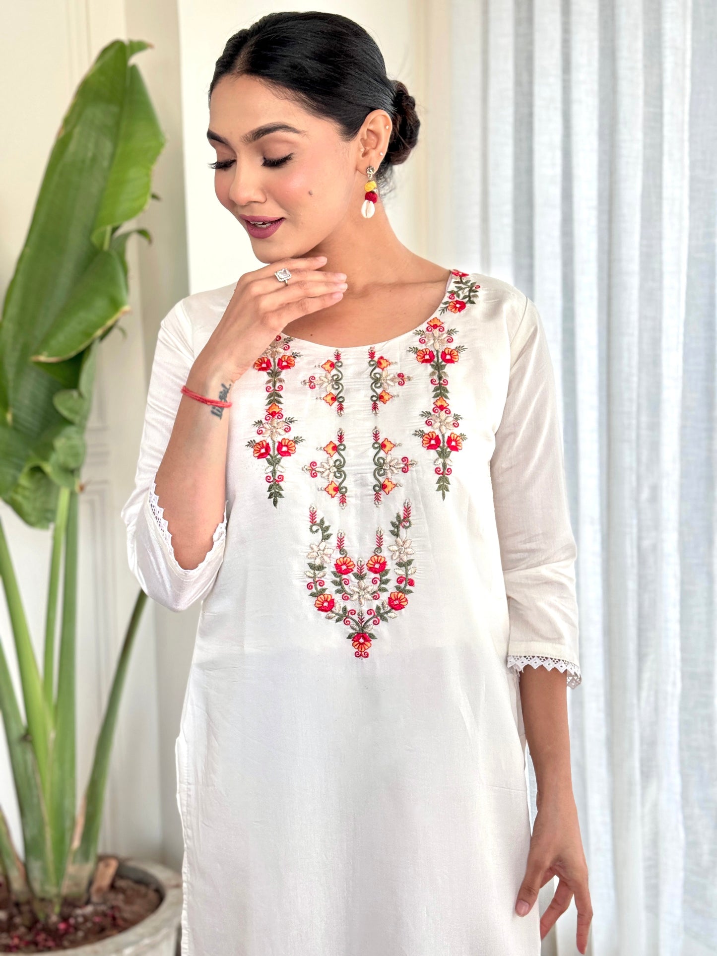 Women White Designer Embroidered Straight Kurta Set