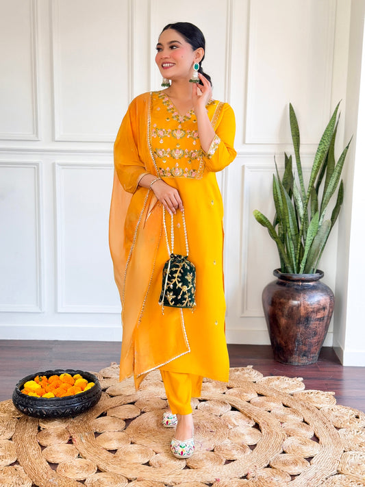 Women Etheric Yellow Chanderi Plain Kurta Set