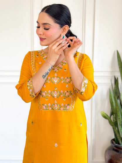 Women Etheric Yellow Chanderi Plain Kurta Set